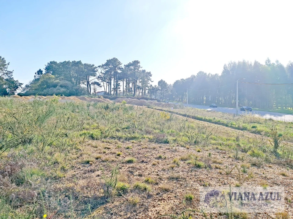 Terreno para Venda em Carreço Foto 7