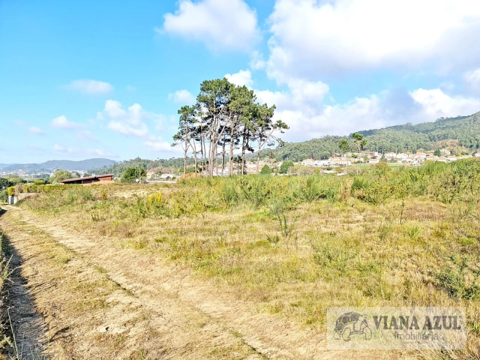 Terreno para Venda em Carreço Foto 10
