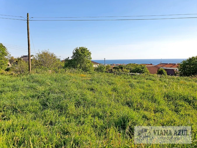 Terreno para Venda em Carreço Foto 7