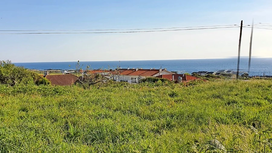 Terreno para Venda em Carreço