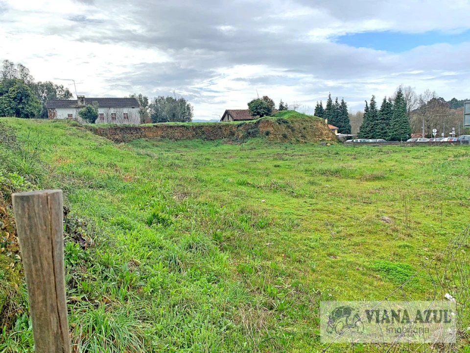 Terreno para Venda em Arcozelo Foto 2