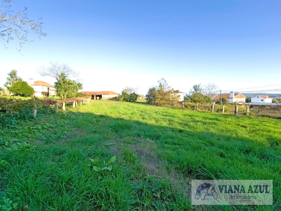 Terreno para Venda em Santa Marta de Portuzelo Foto 10