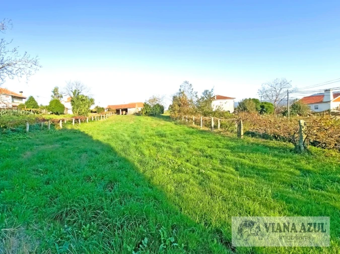 Terreno para Venda em Santa Marta de Portuzelo Foto 9