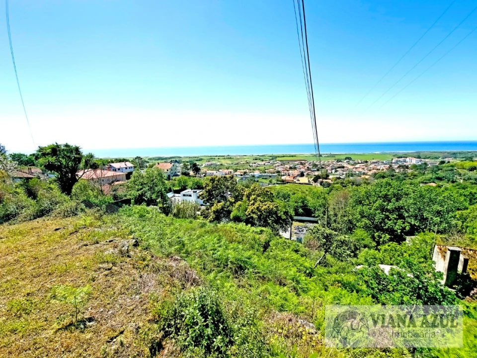 Terreno para Venda em Areosa Foto 1