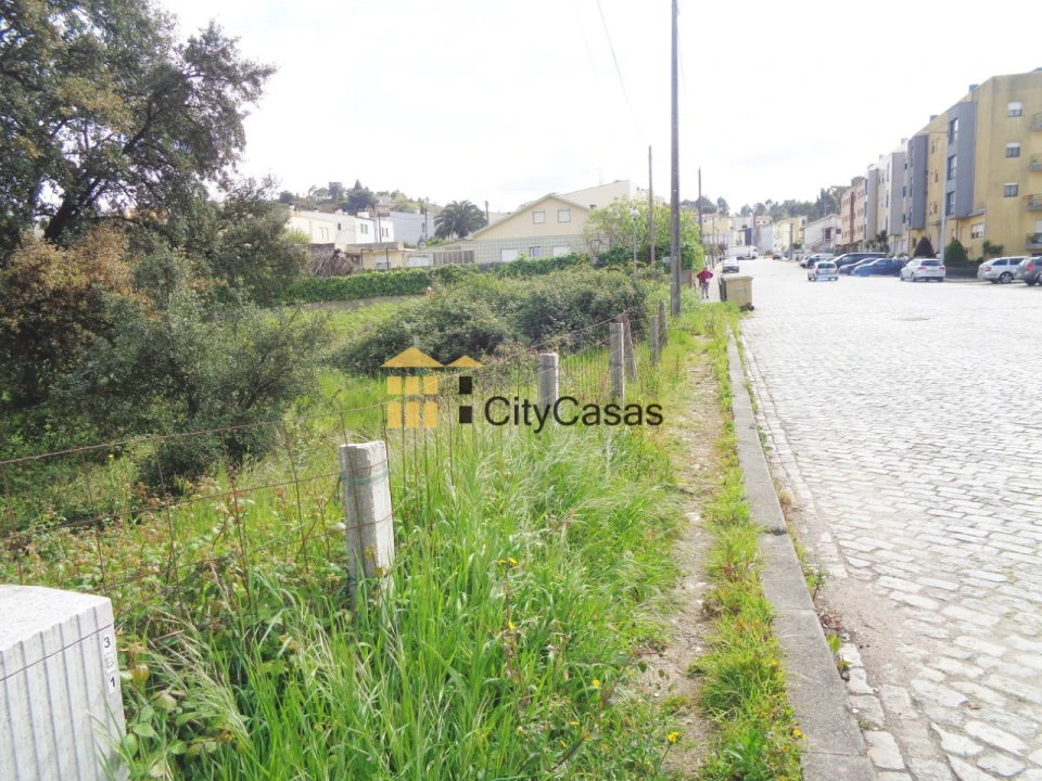 Terreno para Venda em Baguim do Monte (Rio Tinto) Foto 2
