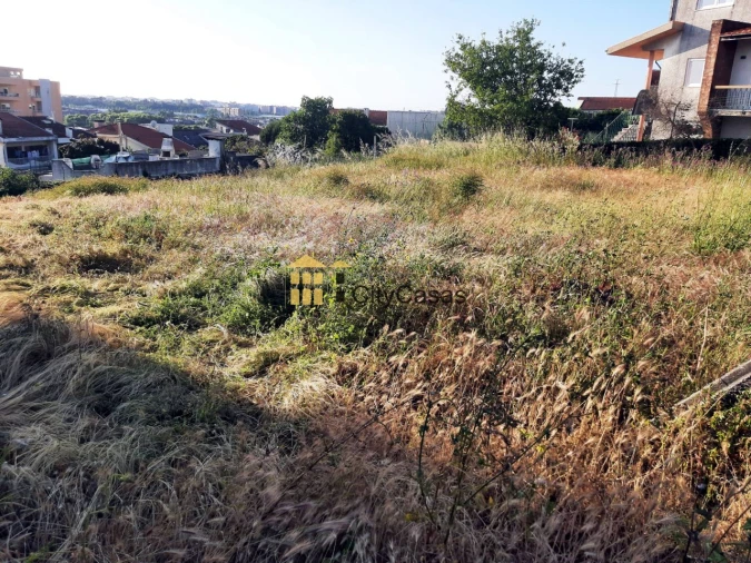 Terreno para Venda em Fânzeres e São Pedro da Cova Foto 6