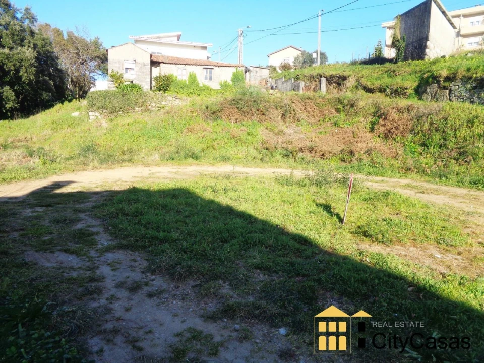 Terreno para Venda em Fânzeres e São Pedro da Cova Foto 5