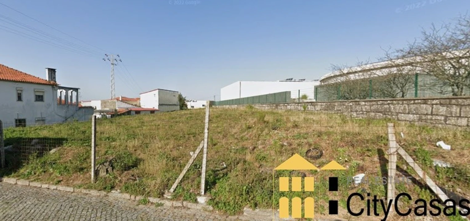 Terreno para Venda em Pedrouços Foto 2