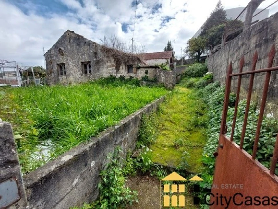 Terreno para Venda em Fânzeres e São Pedro da Cova Foto 4