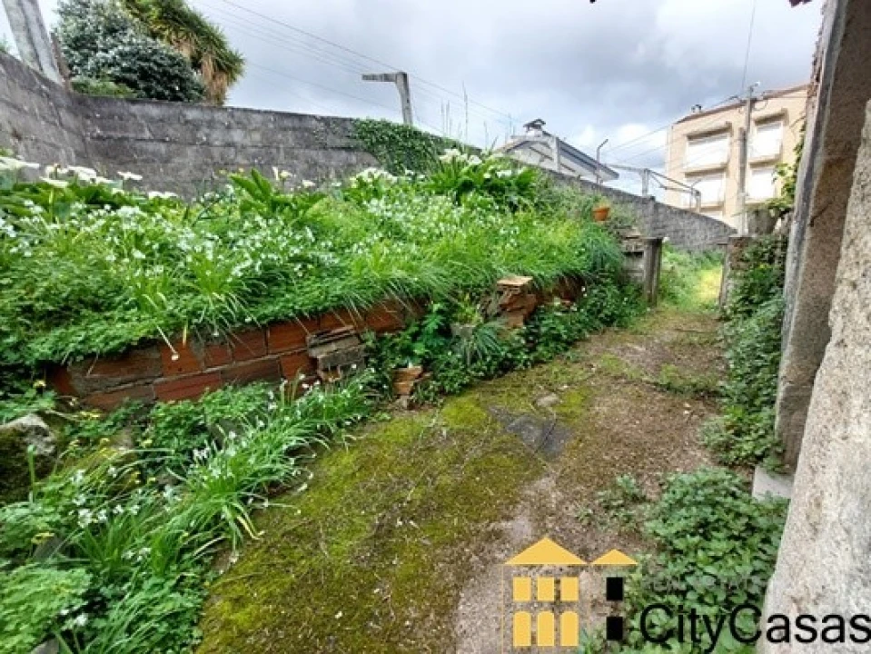 Terreno para Venda em Fânzeres e São Pedro da Cova Foto 7