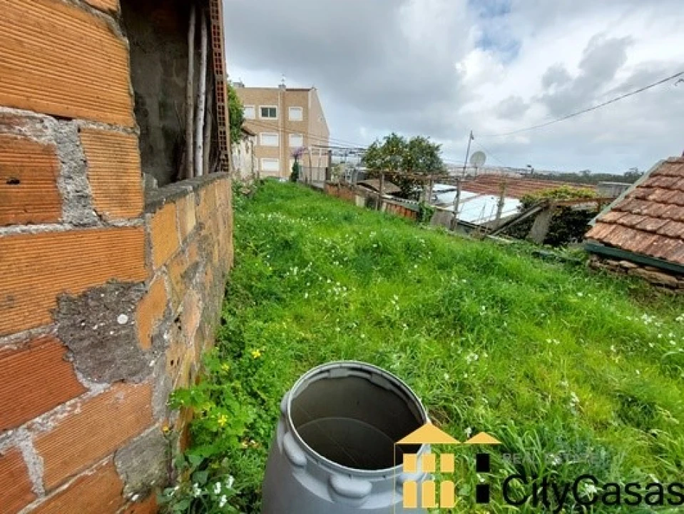 Terreno para Venda em Fânzeres e São Pedro da Cova Foto 10