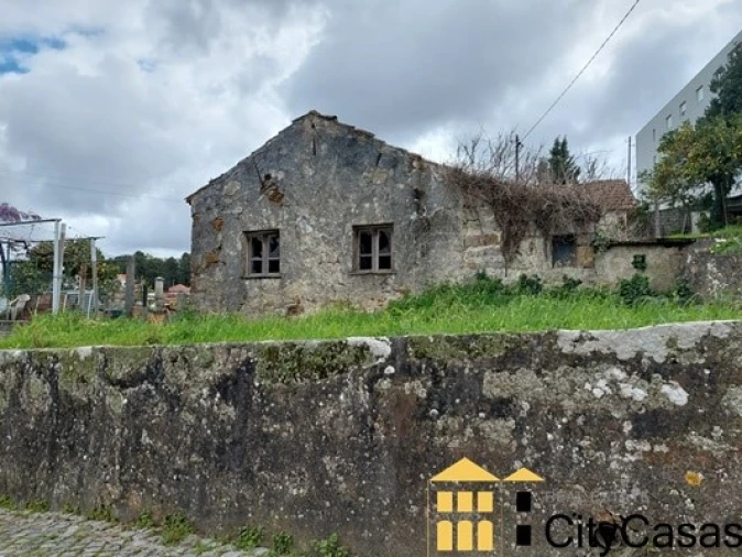 Terreno para Venda em Fânzeres e São Pedro da Cova Foto 3