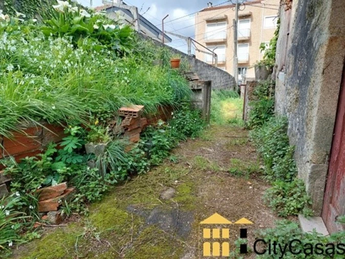 Terreno para Venda em Fânzeres e São Pedro da Cova Foto 6