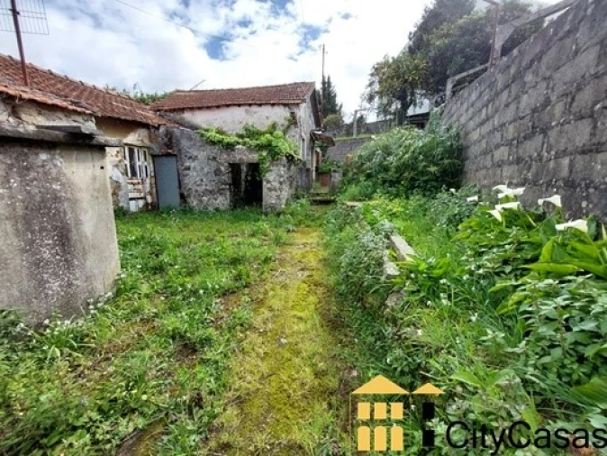 Terreno para Venda em Fânzeres e São Pedro da Cova Foto 9