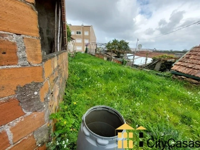 Terreno para Venda em Fânzeres e São Pedro da Cova Foto 10