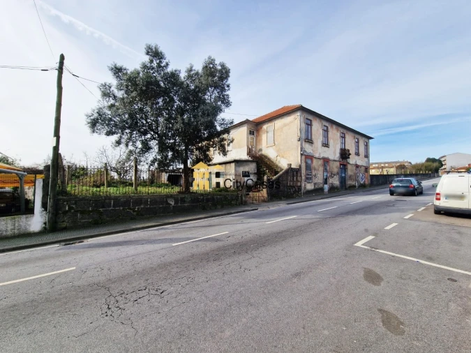 Terreno para Venda em Fânzeres e São Pedro da Cova