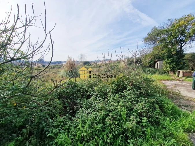 Terreno para Venda em Fânzeres e São Pedro da Cova Foto 11