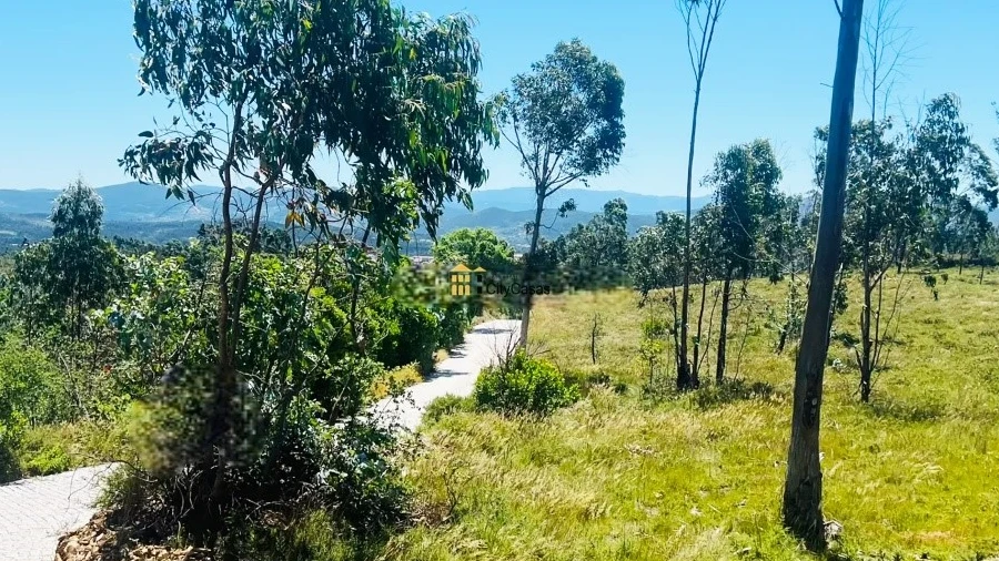 Terreno para Venda em Melres e Medas