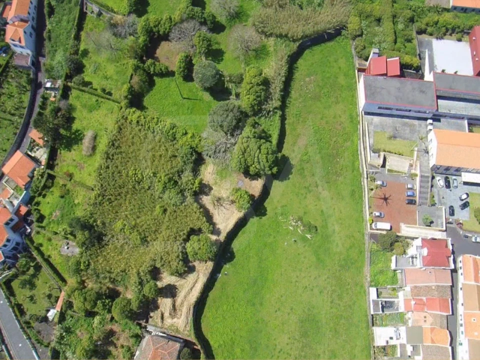 Terreno para Venda em Horta (Matriz) Foto 2