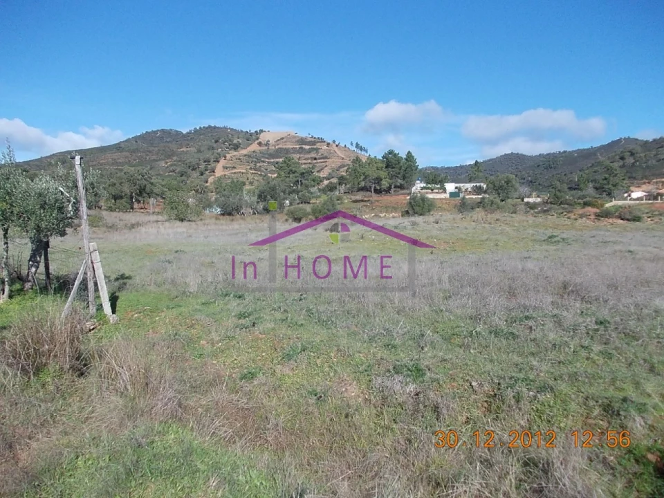 Terreno para Venda em Salir Foto 3