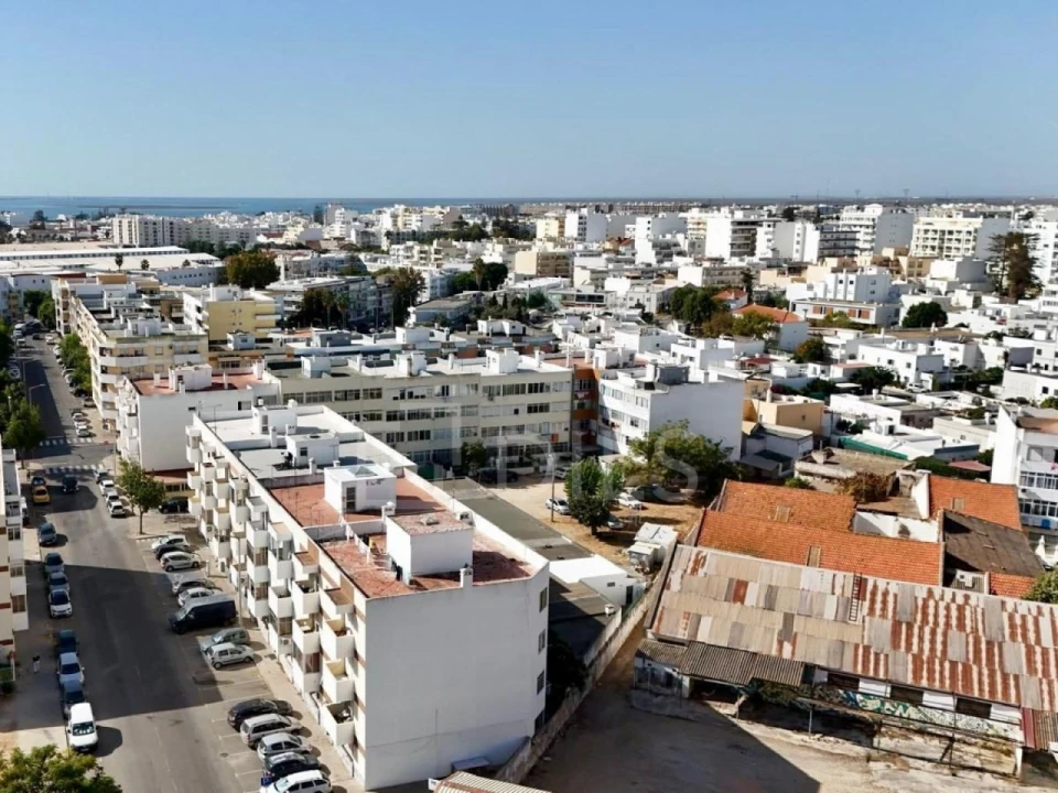 Terreno para Venda em Quelfes Foto 5