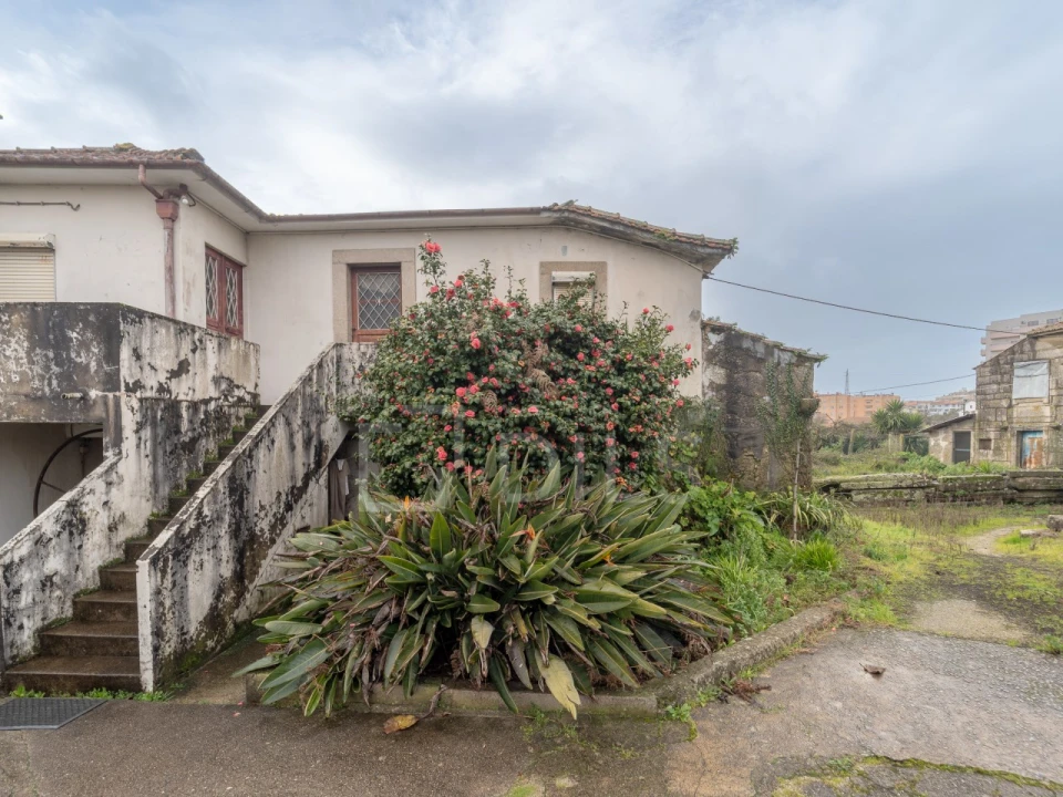 Terreno para Venda em Rio Tinto Foto 9