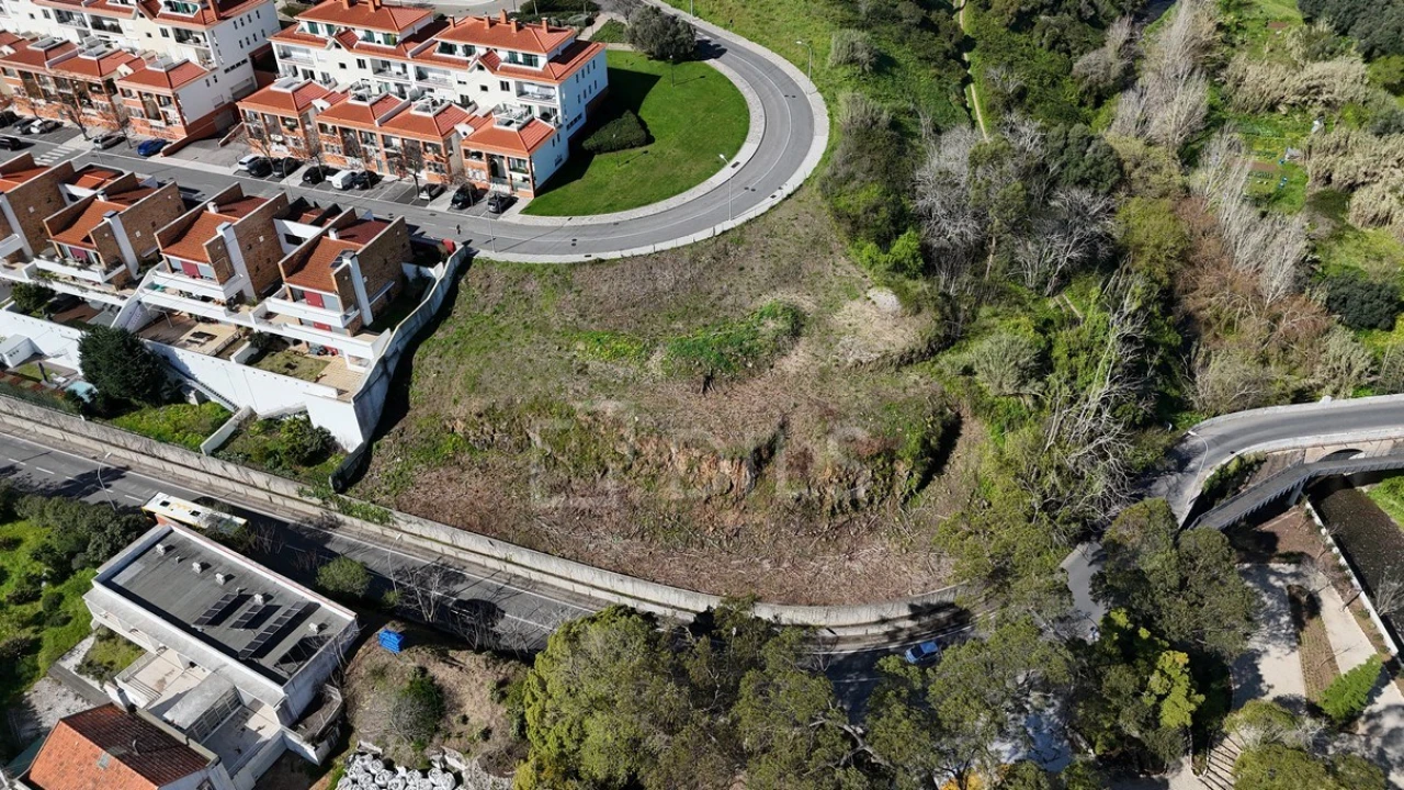 Terreno para Venda em Carnaxide e Queijas Foto 8
