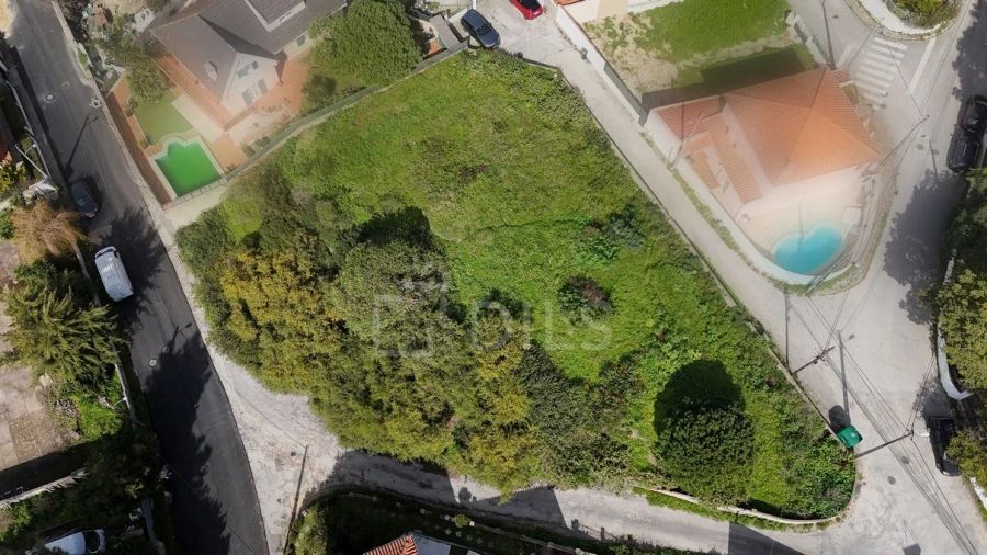 Terreno para Venda em Charneca de Caparica e Sobreda Foto 6