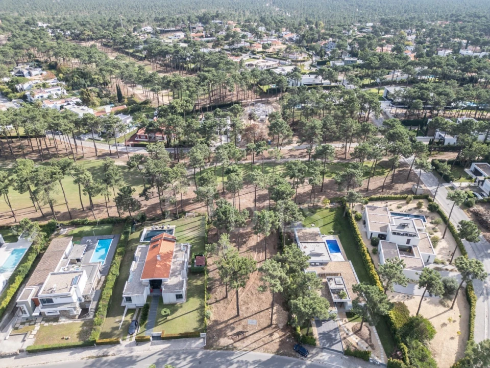 Terreno para Venda em Charneca de Caparica e Sobreda Foto 1