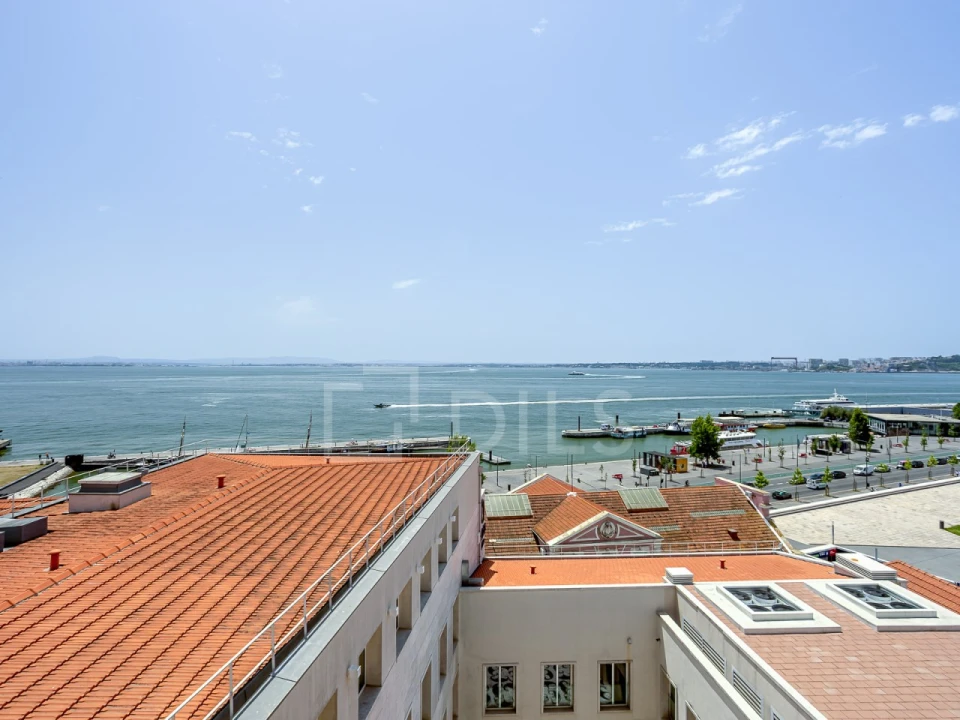 Apartamento T1 para Venda em Santa Maria Maior Foto 11
