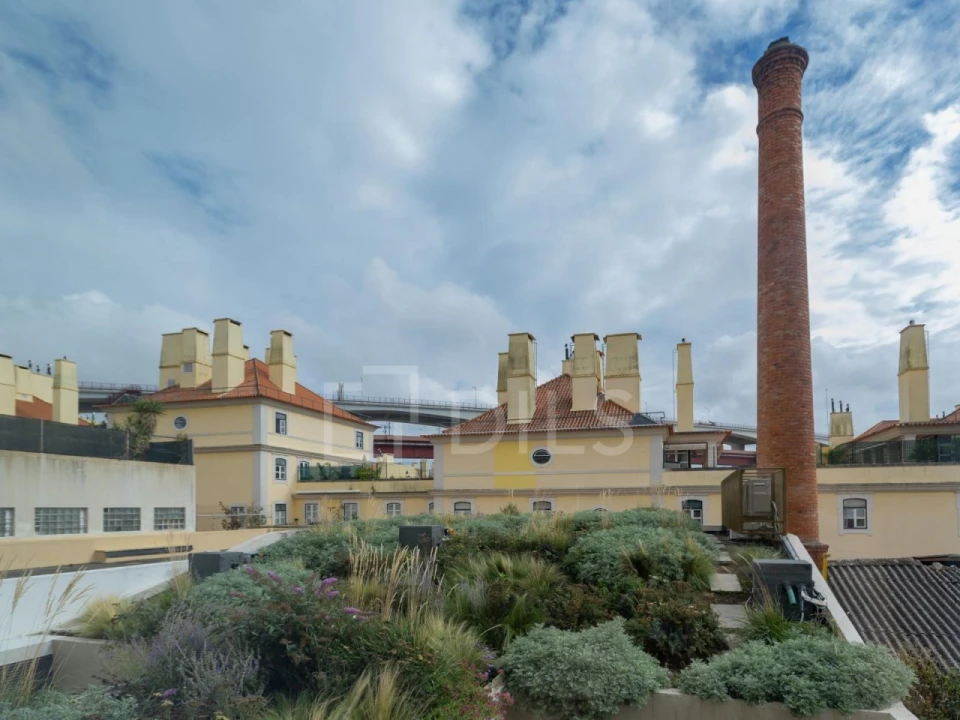 Apartamento T2 para Venda em Alcantara Foto 26