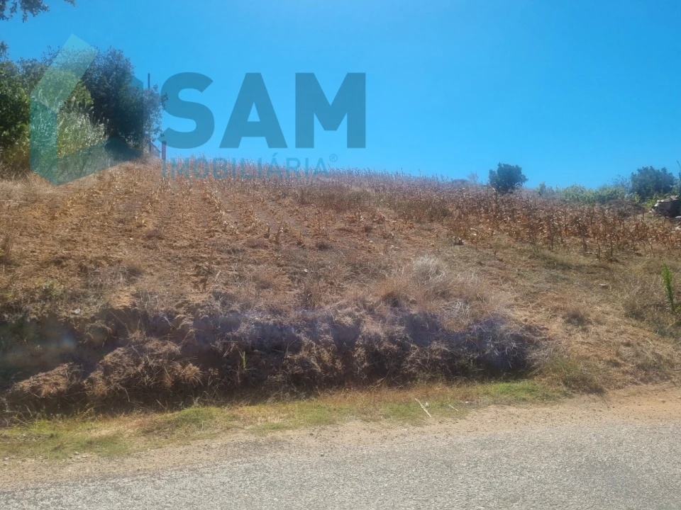 Terreno para Venda em Campelos e Outeiro da Cabeça Foto 1