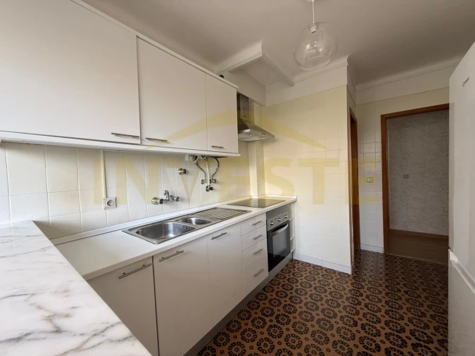 Apartamento T2 para Venda em Cascais e Estoril Foto 5