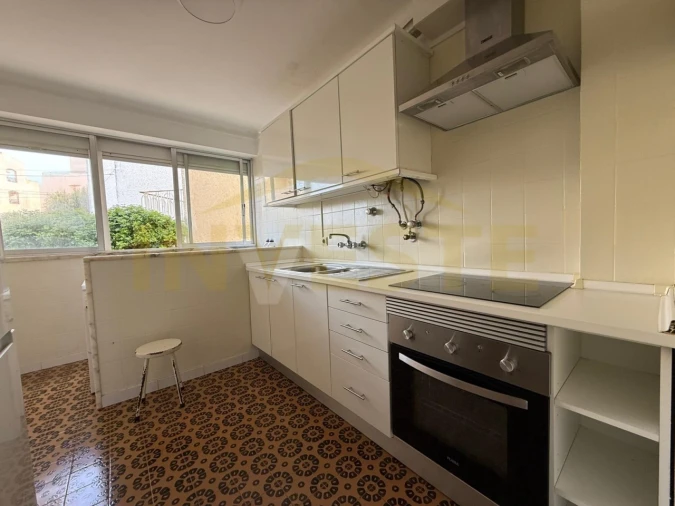 Apartamento T2 para Venda em Cascais e Estoril Foto 4