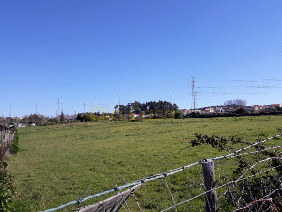 Terreno para Venda em Mafamude e Vilar do Paraíso Foto 3