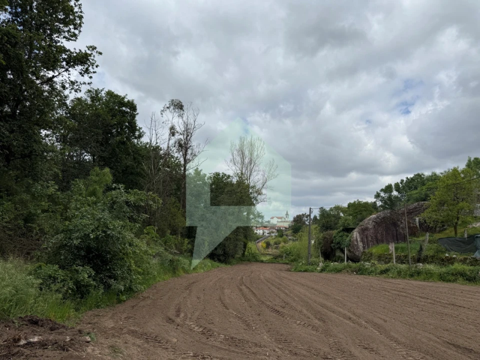 Terreno para Venda em Arentim e Cunha Foto 14