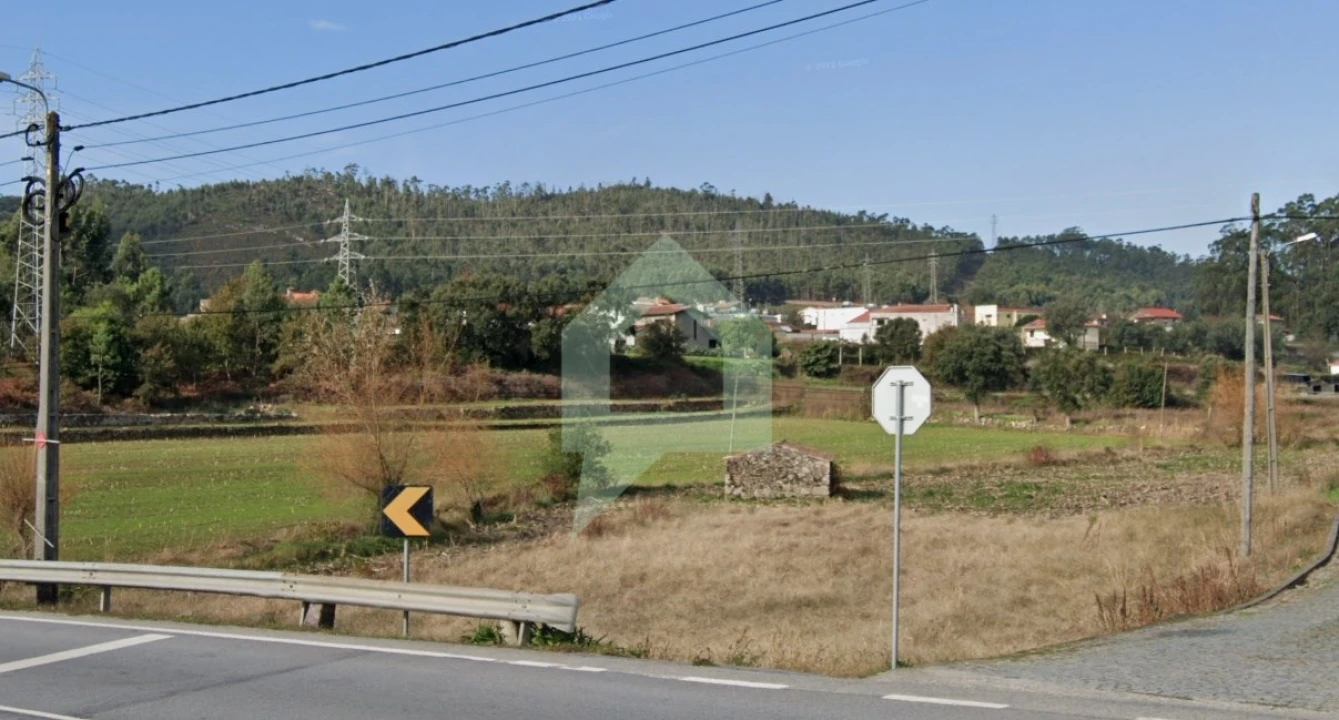 Terreno para Venda em Palmeira de Faro e Curvos Foto 1