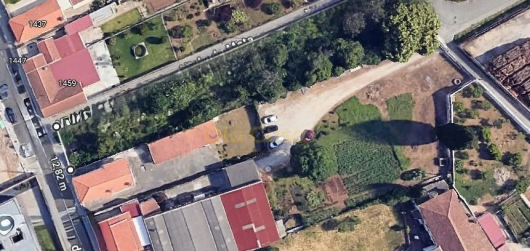 Terreno para Venda em Paços de Brandão Foto 6