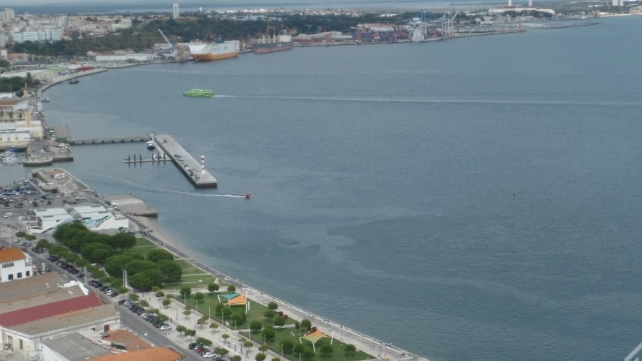 Terreno para Venda em União das Freguesias de Setúbal