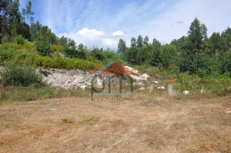 Terreno para Venda em Cerdal Foto 1