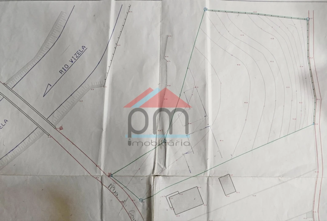 Terreno para Venda em Regilde Foto 13