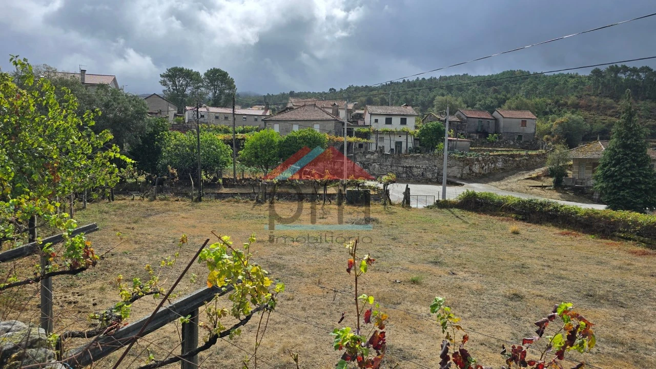 Terreno para Venda em Merufe Foto 1