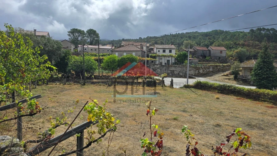 Terreno para Venda em Merufe Foto 1
