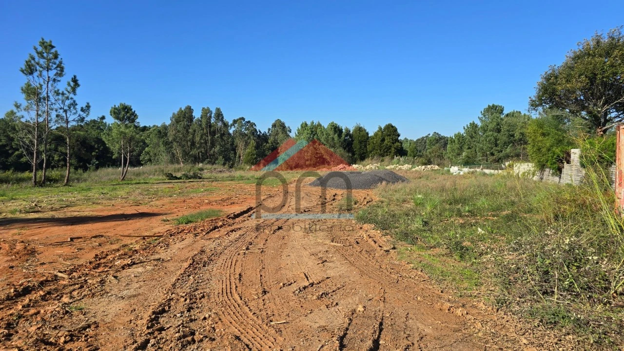 Terreno para Venda em Mazedo e Cortes Foto 1