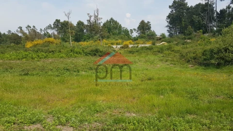 Terreno para Venda em Mazedo e Cortes
