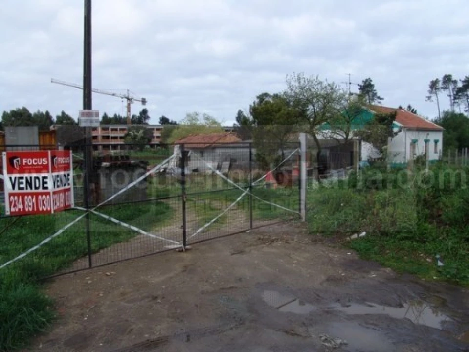 Terreno para Venda em Esgueira Foto 1