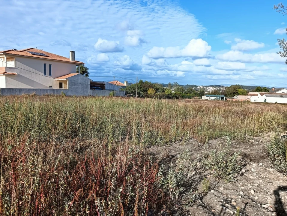 Terreno para Venda em Eixo e Eirol Foto 10