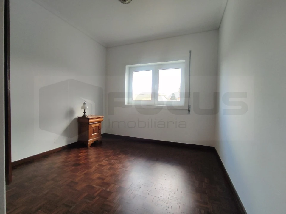 Moradia T3 para Arrendamento em Requeixo, Nossa Senhora de Fátima e Nariz Foto 15