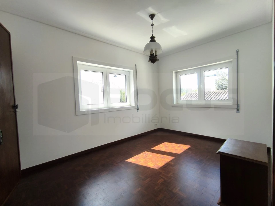 Moradia T3 para Arrendamento em Requeixo, Nossa Senhora de Fátima e Nariz Foto 19