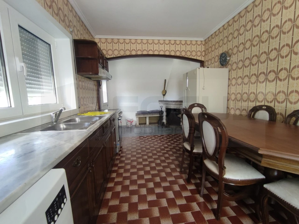 Moradia T3 para Arrendamento em Requeixo, Nossa Senhora de Fátima e Nariz Foto 12